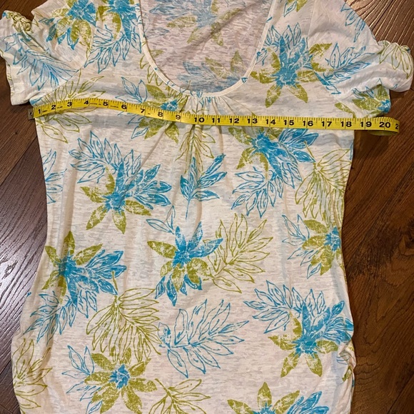 Maurice’s Women’s Light Weight Top - Picture 4 of 5